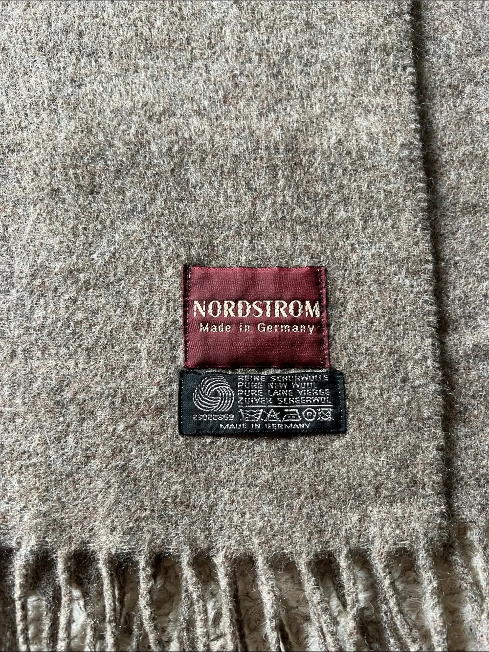 VTG Nordstrom wool scarf 70 inches long